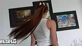 Petite latina opens up in amateur casting