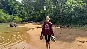 we got caught flashing on the beach so i gave her a quick handjob and outdoor cumshot close up.