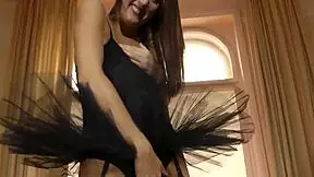 wanna see this european ballerina covered in hot spunk?