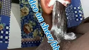 sneak peek bbc bodybuilder oils up for vacation creampie toy fuck