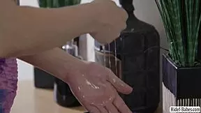 Hot Teen Licks Pussy During Facesitting and Muff Diving Massage with Kissing Cunilingus Action