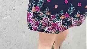 hey, spotted this venezolana on the street in lingerie... seductive mature mommy vibe