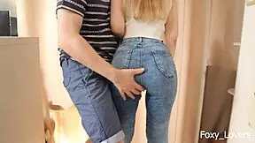 rub n cum on my jeans stepsis but no penetratin dry humpin only!!