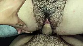 Tlustá latina studentka dostane creampie do těsné kundy poprvé v domácím roleplay