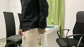 wanna know how i fucked the boss right in his office to land that sweet company job?