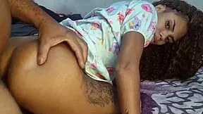 WOW! Enteada Gapes On THICK PAU GROSSES And Moans Loud!