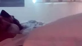 sumisa mexicana de pequenas tetas natural recibe semen en su vagina en el dormitorio