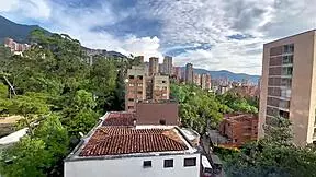 Sharing Bed with Ebony Colombian Stepsis Leads to Creampie Ride!