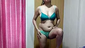 Desi Sali Begs Jija for Hardcore Pounding with Dirty Hindi Talk