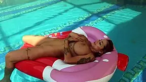 Canadian milf heidi teases underwater in the pool