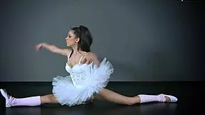 check out this big-titted gymnast stretching naked and super flexible