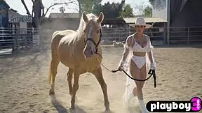 hey mia valentine, show us that curvy latina body with huge tits and ass