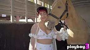 hey mia valentine, show us that curvy latina body with huge tits and ass