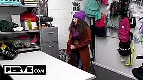 Shoplifter Teen Caught Stealing Makeup Gets Fucked on Christmas