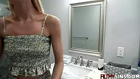 fuck payton avery stepbro eatin n fuckin pierced hairy snatch