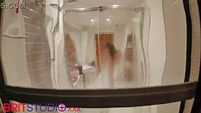 omg i cant stop watchin my curvy british neighbour drip wet in shower voyeur