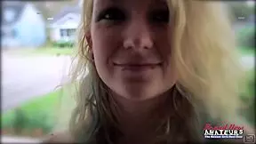 skinny blonde coed chelsie r ready for mouth pussy jizz?