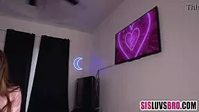 stepsis slurps my huge cock after i finger her wet pussy 😩💦