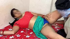 hey hot landlady aunty want that foot massage turning into big ass anal fuck from tenant?