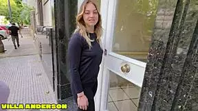 lesbian parsley confesses... we luv gettin our asses pounded rough n sloppy 😍 anal cravings!