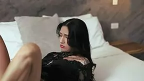 witch babe gets her wet pussy pounded hard on halloween stranger fucks tight 😈👻💦