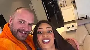 i'm the anal slut back for more big dick doggy!!