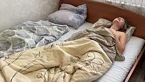 Morning Masturbation Turns Into Sweet Orgasm For Young Milf!