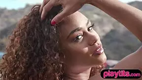 I crave that big ass petite ebony stripping out her car outdoors