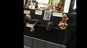 voyeur spies latina teen ass shaking in tight jeans