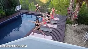 i can't get enough of sexy outdoor threesome with isabella de laa and candee licious