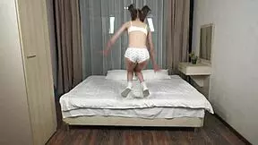 Skinny Ellis Bailey 38kg Petite Gets Huge Gape And Cum In Mouth