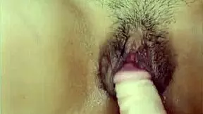 Sola En Casa Fingering Herself With Toys Desperately