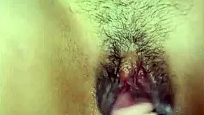 Sola En Casa Fingering Herself With Toys Desperately