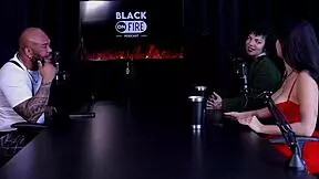 she got famous in town after dad saw her nude video now he spits on her pussy before intense sex she can't handle