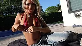 Luna Luxe drops by ex-bf Teddy Tarantino's for wild fun 😈💦