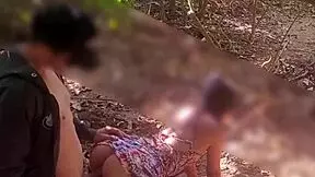 JOVEM ESPOSA DANDO PRA DESCONHECIDO NA TRILHA CUM ORGASM HUMILIATION!