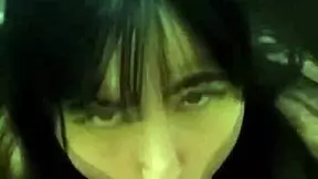 quer ver essa novinha safada chupando pau gostoso?