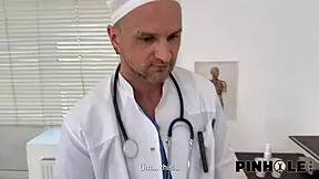 i wanna lick docs hard cock on hidden cam 🍆💦
