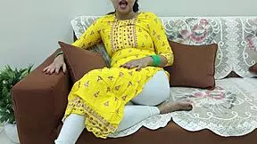 omg indian stepmom fucks stepson makes him her lover hindi dirty talk saarabhabhi6 🔥🍆