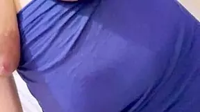 pinay wife teasin with milky tits n hairy pussy, gusto mo ba kantutin?