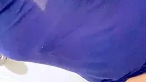 pinay wife teasin with milky tits n hairy pussy, gusto mo ba kantutin?