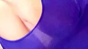 pinay wife teasin with milky tits n hairy pussy, gusto mo ba kantutin?