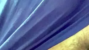 pinay wife teasin with milky tits n hairy pussy, gusto mo ba kantutin?