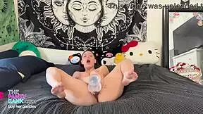 young latina squirts hard with giant dildo gaping her pink pussy 😍🔥💦