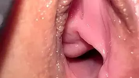 18yo virgin unveils her transformed pussy