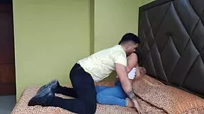 First time fucking my hot latina girlfriend in dorm 😘💦🔥