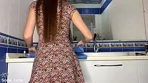 wanna see this skinny teen shave her wet pink pussy up close?