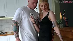 Hot Mommy Joins Young Couple for Anal Double Cumswap!