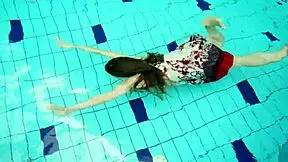 i'm diving underwater with hot teen marketa's bikini body