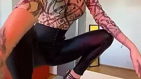 sophie van loo heats up kitchen in grey leggings and heels